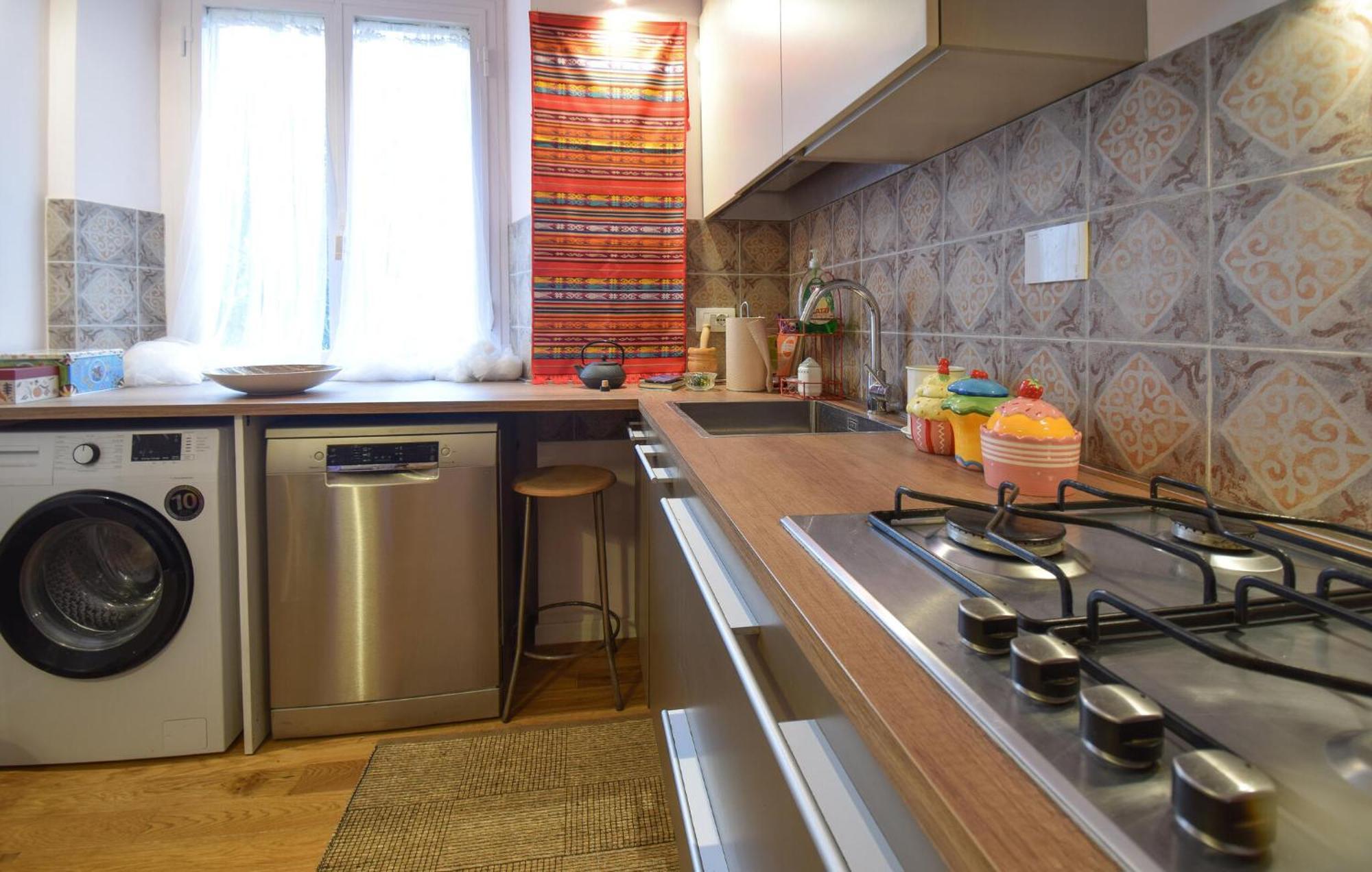Appartement Awesome In With Wifi Rome