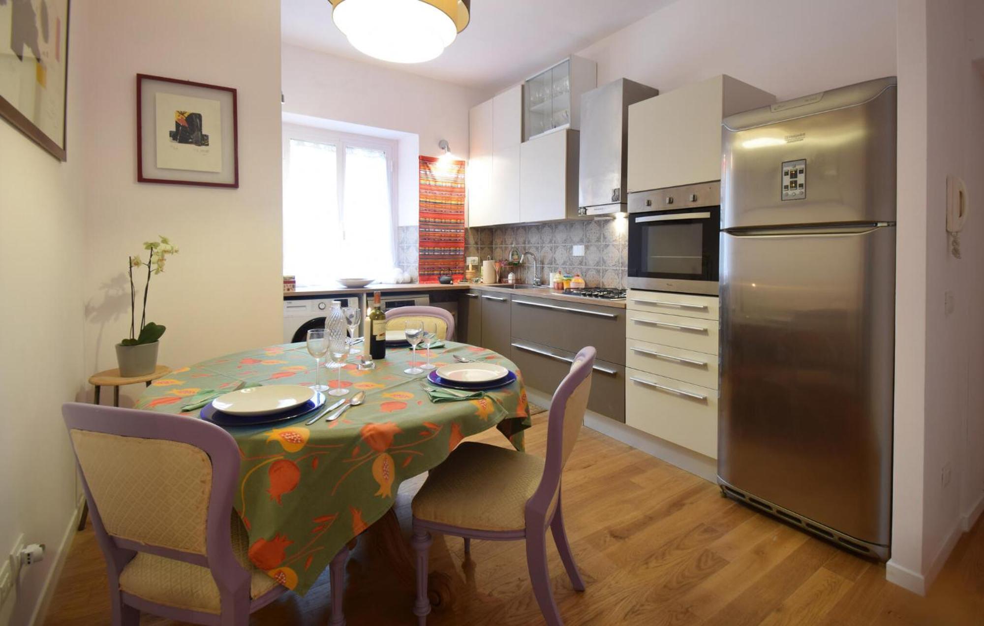 Appartement Awesome In With Wifi